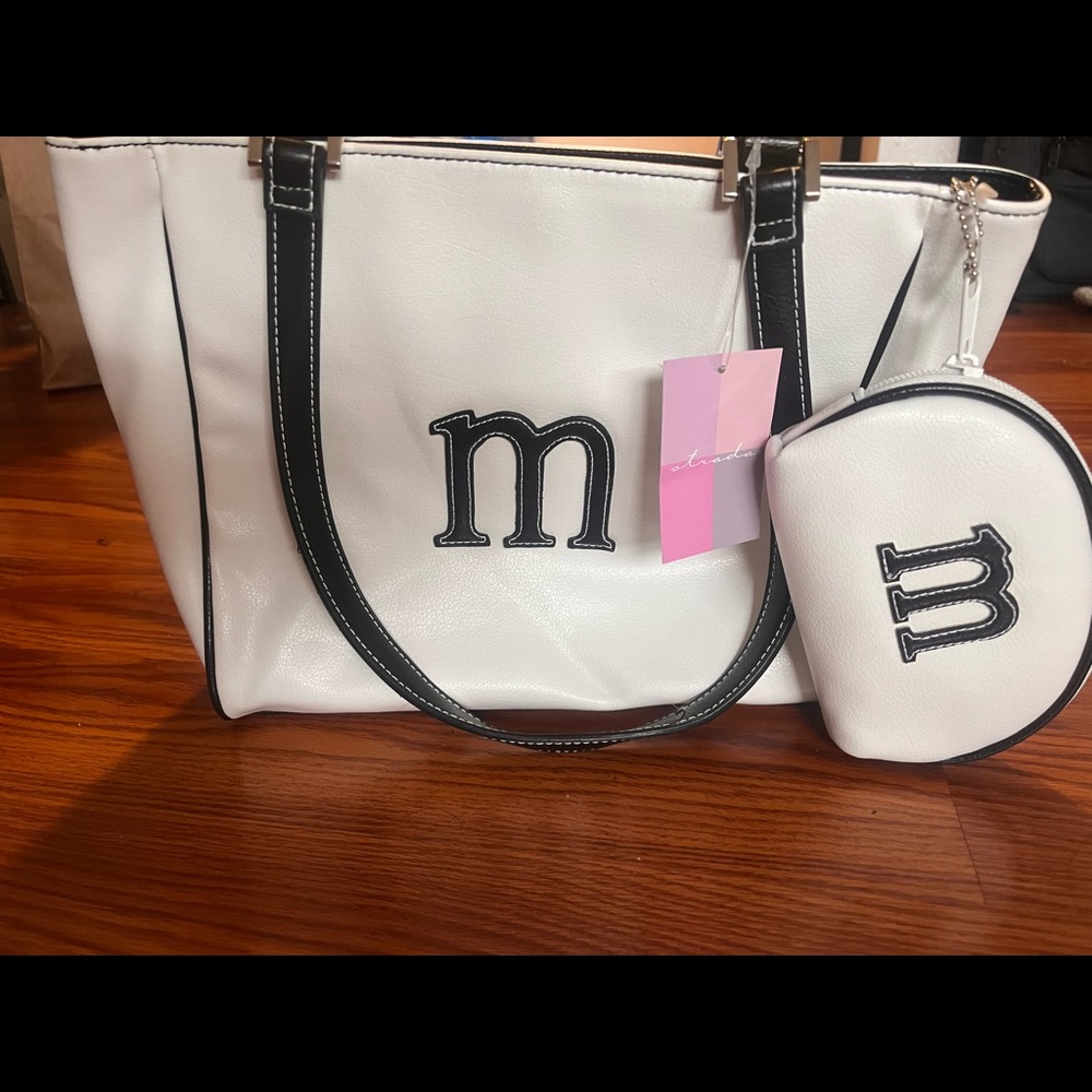 Strada Handbag - Black & White